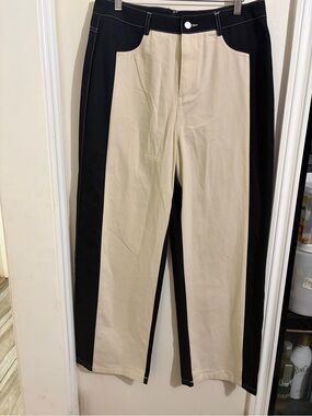 Cider Two-Tone Beige and Black Straight-Leg Chinos